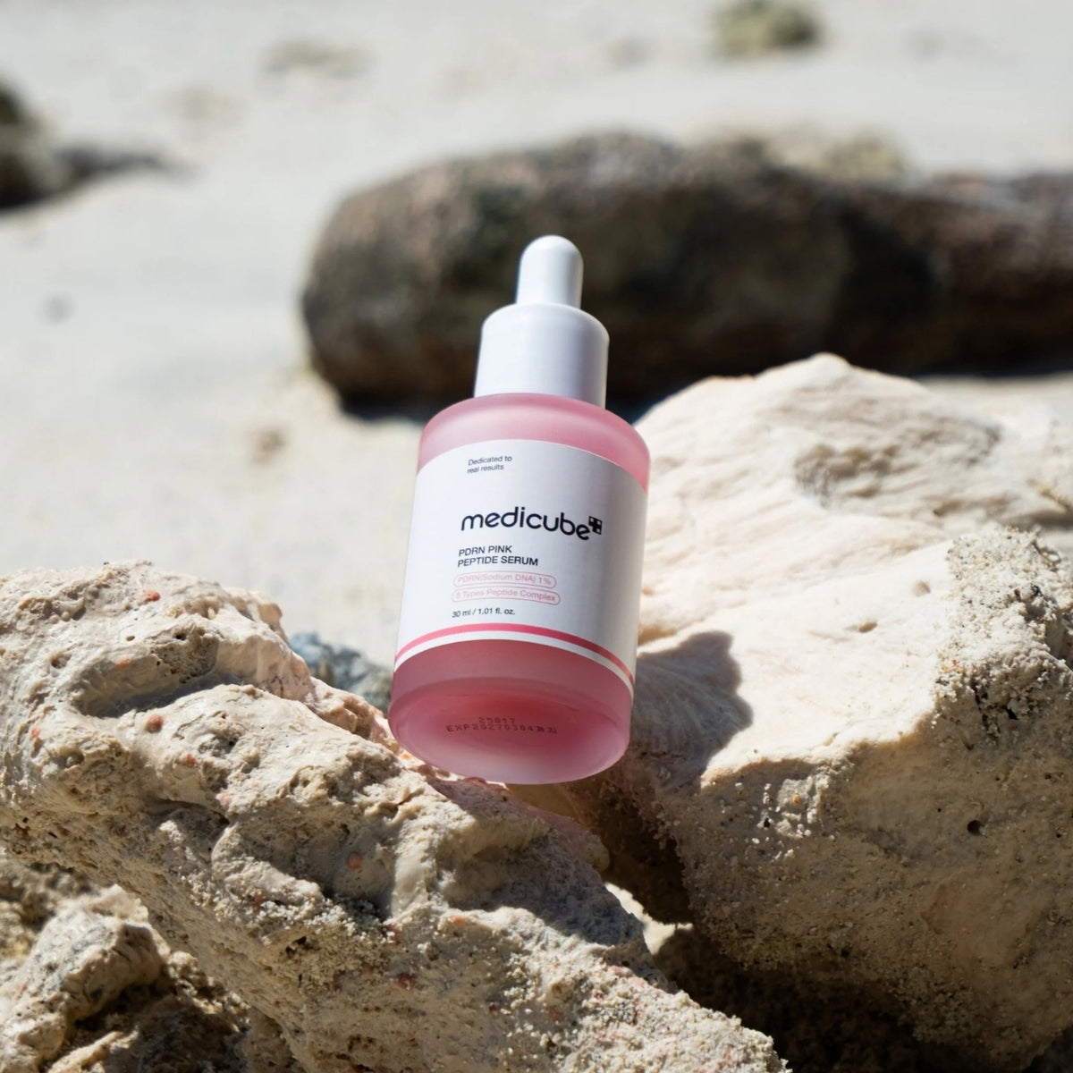 MEDICUBE PDRN Pink Peptide Serumas - 30 ml